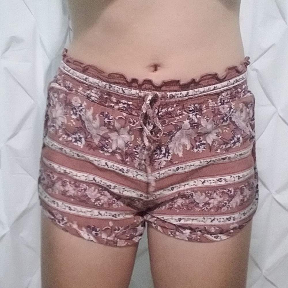 American Eagle floral shorts